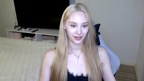 LaylaPretty001 online show from July 20, 2026, 4:27 am