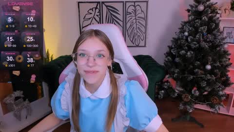 Snapshot of layriantavee chatting on January 11, 2025, 7:17 am layriantavee online show from January 11, 2025, 7:17 am