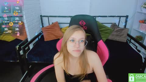 Snapshot of layriantavee chatting on January 16, 2025, 6:56 am layriantavee online show from January 16, 2025, 6:56 am