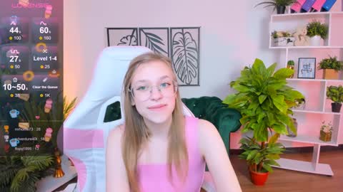 Snapshot of layriantavee chatting on February 1, 2025, 2:02 pm layriantavee online show from February 1, 2025, 2:02 pm