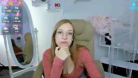 Snapshot of layriantavee chatting on February 3, 2025, 6:56 am layriantavee online show from February 3, 2025, 6:56 am