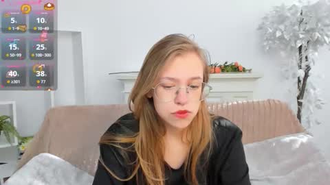 Snapshot of layriantavee chatting on September 13, 2025, 6:02 am layriantavee online show from September 13, 2025, 6:02 am