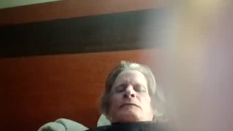 Snapshot of lbean2019 chatting on April 10, 2026, 9:36 am lbean2019 online show from April 10, 2026, 9:36 am