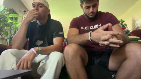 Snapshot of leaderzac chatting on August 7, 2026, 8:22 pm leaderzac online show from August 7, 2026, 8:22 pm