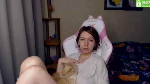 Snapshot of leah__gotty chatting on December 2, 2024, 2:19 pm Leah Gotty online show from December 2, 2024, 2:19 pm