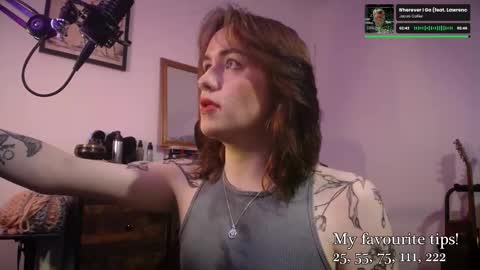 leah_lust_ online show from October 30, 2025, 5:46 pm
