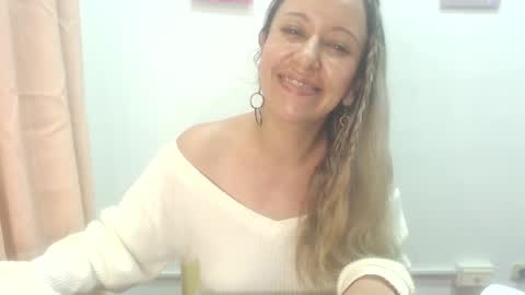 leah_susman online show from March 6, 2025, 4:52 am