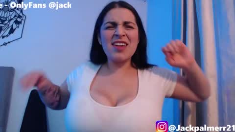 Snapshot of leahparker33 chatting on January 17, 2026, 2:49 am leahparker33 online show from January 17, 2026, 2:49 am