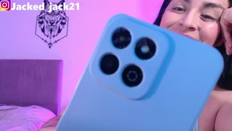 leahparker33 online show from July 14, 2026, 3:33 am