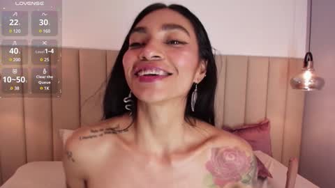 Snapshot of leamonroe__ chatting on January 27, 2025, 4:54 pm Hey Im Lea online show from January 27, 2025, 4:54 pm