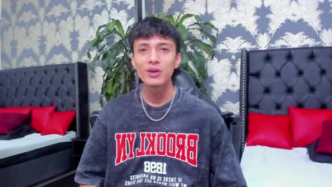 Lean online show from March 31, 2026, 3:34 pm