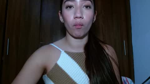 Snapshot of leanaalhub chatting on March 2, 2025, 3:45 am leanaalhub online show from March 2, 2025, 3:45 am