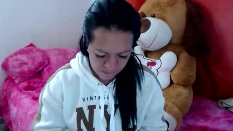Snapshot of leandra_sex chatting on February 4, 2026, 1:06 pm Leandra online show from February 4, 2026, 1:06 pm
