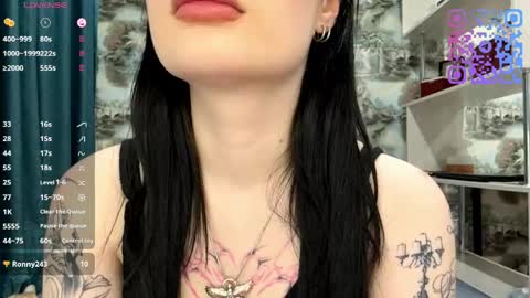 Kiki online show from April 29, 2026, 5:30 pm