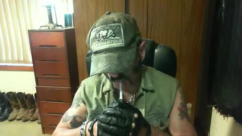 leathergreaser online show from February 22, 2025, 11:24 pm