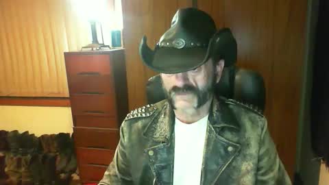 leathergreaser online show from May 26, 2026, 11:39 am
