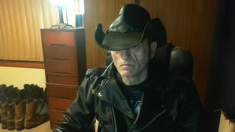 leathergreaser online show from July 10, 2026, 8:07 am