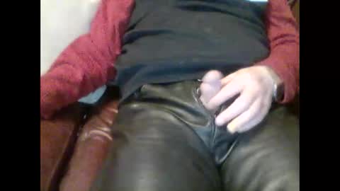 leatherpants68 online show from March 20, 2026, 9:52 pm