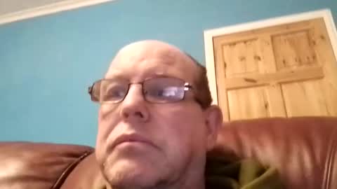 leatherpants68 online show from March 25, 2026, 8:37 pm