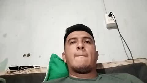 leche_dura122 online show from December 8, 2024, 11:19 pm