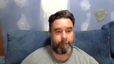 lecheare28 online show from May 28, 2026, 7:49 am