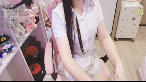 Snapshot of lee_smile chatting on April 8, 2026, 11:21 am Lee online show from April 8, 2026, 11:21 am