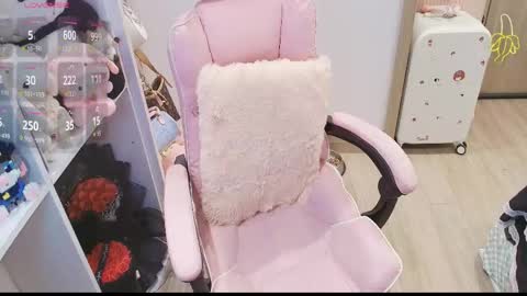 Snapshot of lee_smile chatting on April 15, 2026, 11:05 pm Lee online show from April 15, 2026, 11:05 pm