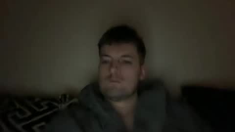 leedslad35 online show from December 16, 2024, 1:31 am