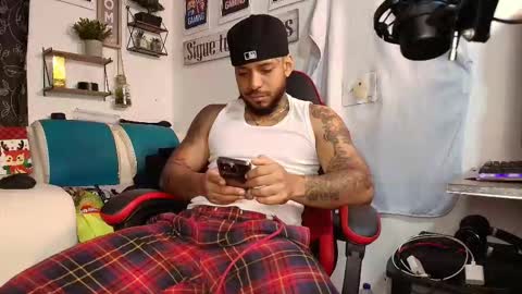 leenar_key online show from November 15, 2025, 12:56 pm