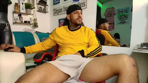 leenar_key online show from December 17, 2025, 8:53 am