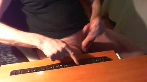 lefafun online show from December 2, 2025, 3:29 pm