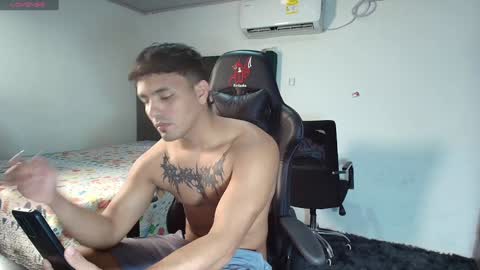  Lei  online show from January 11, 2025, 9:46 pm