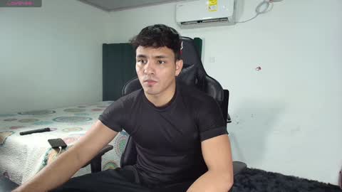  Lei  online show from February 7, 2025, 7:17 pm