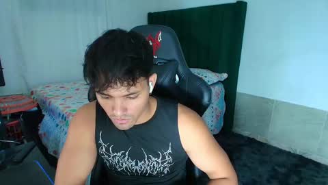  Lei  online show from April 22, 2026, 7:11 am