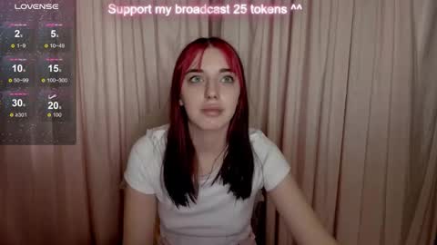 Snapshot of leia_moreno chatting on September 23, 2025, 10:07 am leia_moreno online show from September 23, 2025, 10:07 am