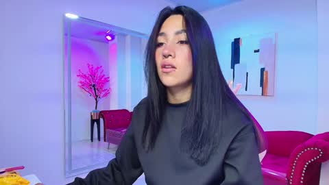 Snapshot of leia_queens chatting on January 28, 2025, 11:17 am Leia. online show from January 28, 2025, 11:17 am