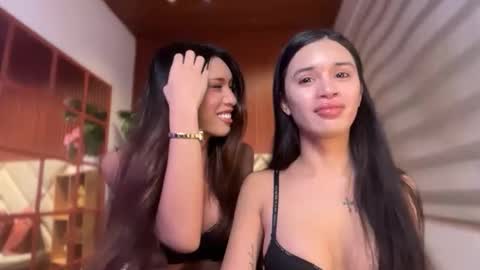 Snapshot of leiah_goddessx chatting on June 9, 2026, 4:57 am Leiah online show from June 9, 2026, 4:57 am