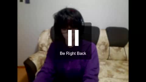 Snapshot of leigharedcross chatting on April 24, 2026, 9:39 pm Viola online show from April 24, 2026, 9:39 pm