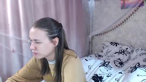 leila_bambi online show from March 17, 2026, 9:56 am