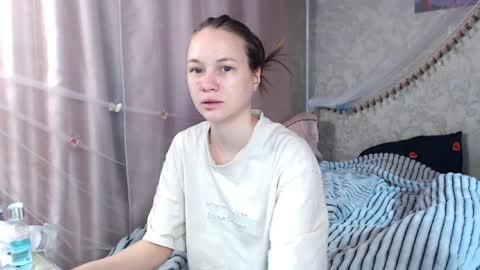 Snapshot of leila_bambi chatting on May 7, 2026, 8:36 pm leila_bambi online show from May 7, 2026, 8:36 pm