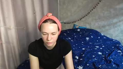 leila_bambi_ online show from July 26, 2026, 4:03 pm