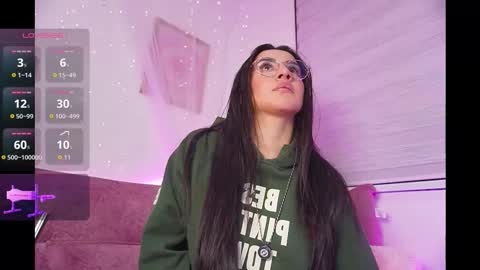 Leila online show from November 2, 2025, 10:39 am