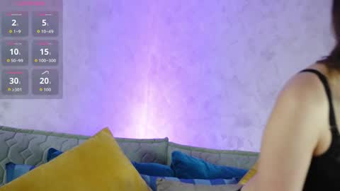 Leila online show from June 2, 2026, 4:25 am