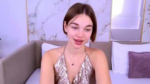 LeilaLawson online show from February 6, 2025, 7:56 am