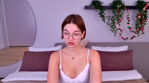 LeilaLawson online show from February 10, 2025, 7:26 am