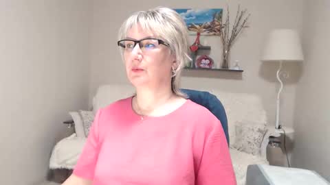 Snapshot of leilamays chatting on February 13, 2026, 4:52 am Leila Kinky online show from February 13, 2026, 4:52 am