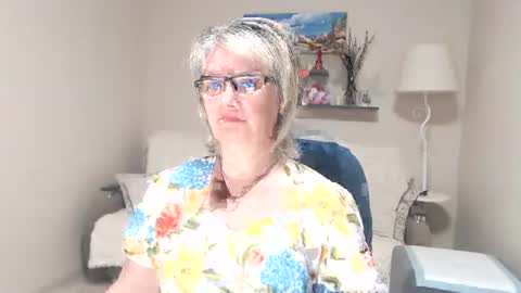 Snapshot of leilamays chatting on June 20, 2026, 3:53 am Leila Kinky online show from June 20, 2026, 3:53 am