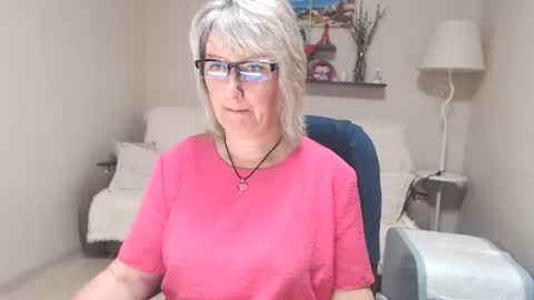 Snapshot of leilamays chatting on July 11, 2026, 5:21 am Leila Kinky online show from July 11, 2026, 5:21 am