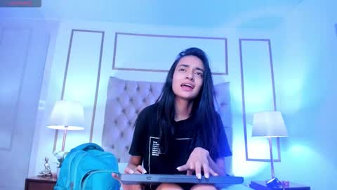leilani_x online show from September 16, 2025, 12:06 pm
