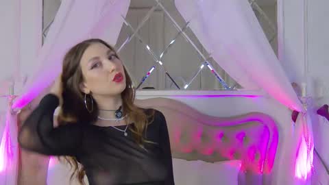 Snapshot of leilaparson chatting on October 3, 2025, 4:09 am Leila online show from October 3, 2025, 4:09 am